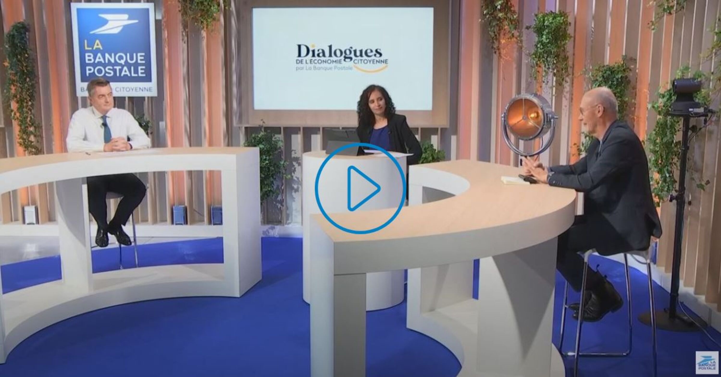 Accéder à la vidéo Les grands défis de la régulation internationale en faveur d'une transition juste