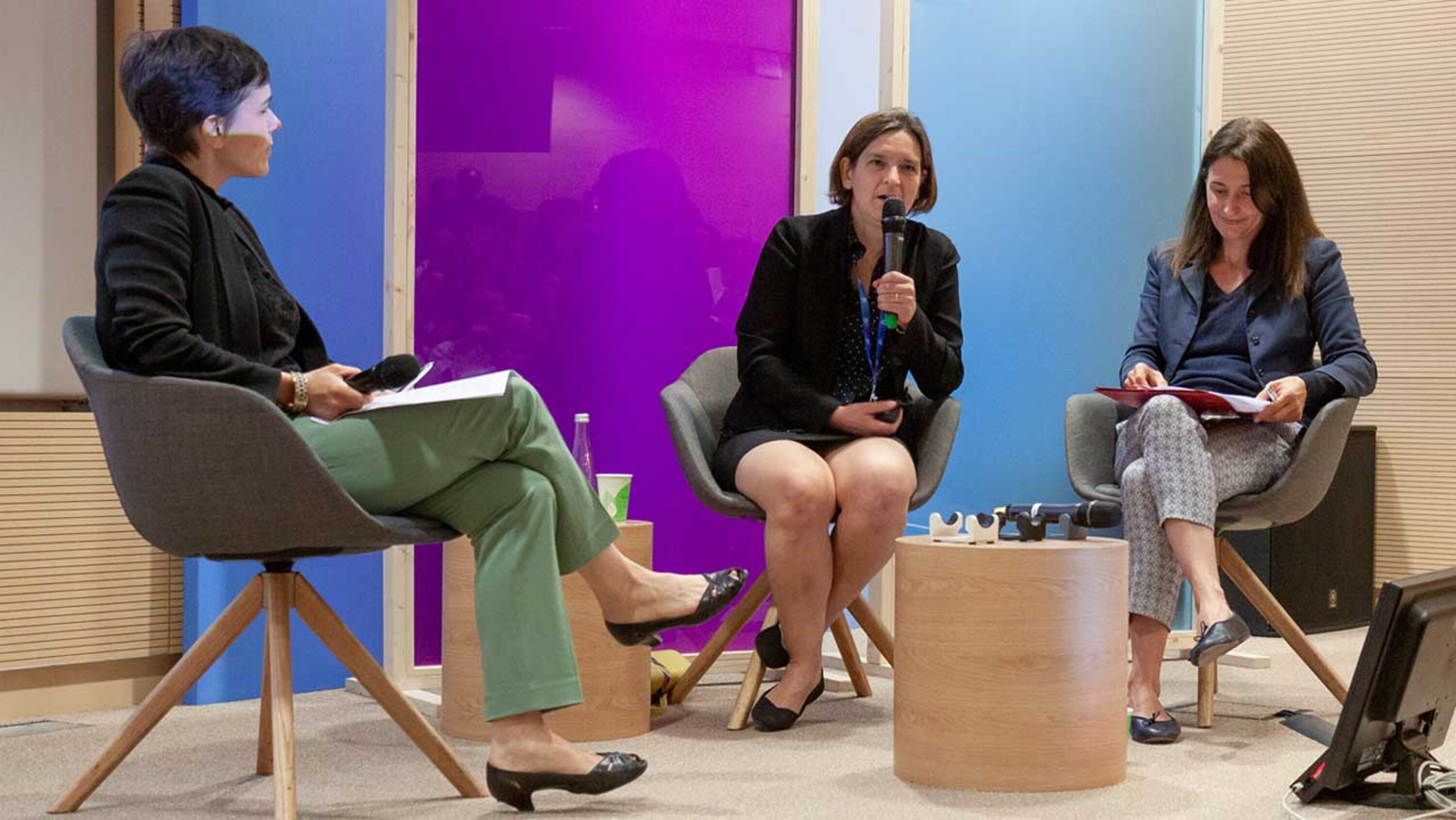 Vidéo Pauvreté et fragilité financière : conférence avec Esther Duflo, Prix Nobel d’économie 2019